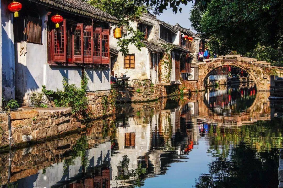 “最强辅助”周深8大神级现场,一个比一个精彩,令人窒息的美